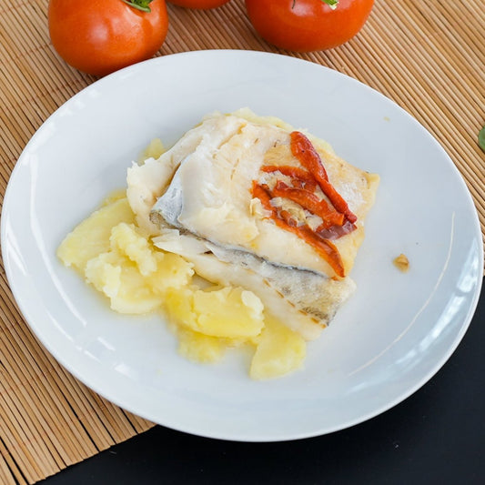 Bacalao estilo a la bilbaína con patata dorada